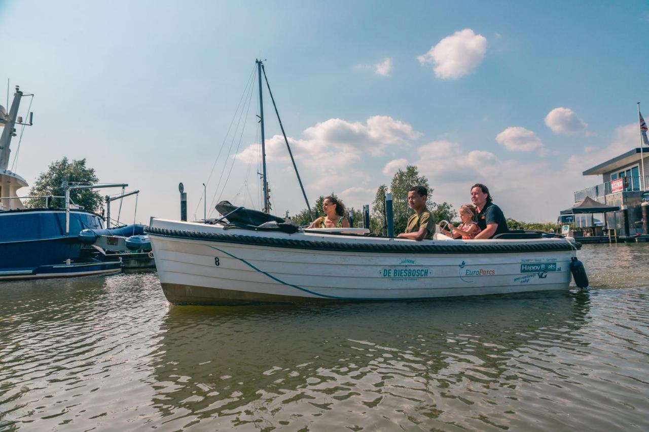ホテルEuroparcs De Biesbosch Willemsdorp エクステリア 写真
