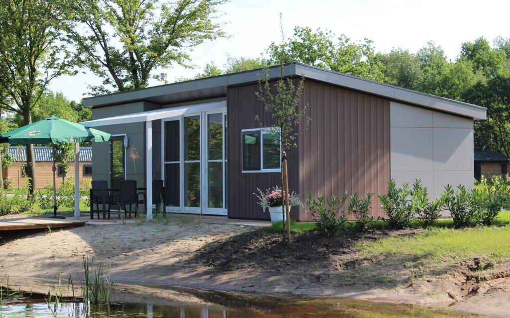 ホテルEuroparcs De Biesbosch Willemsdorp エクステリア 写真